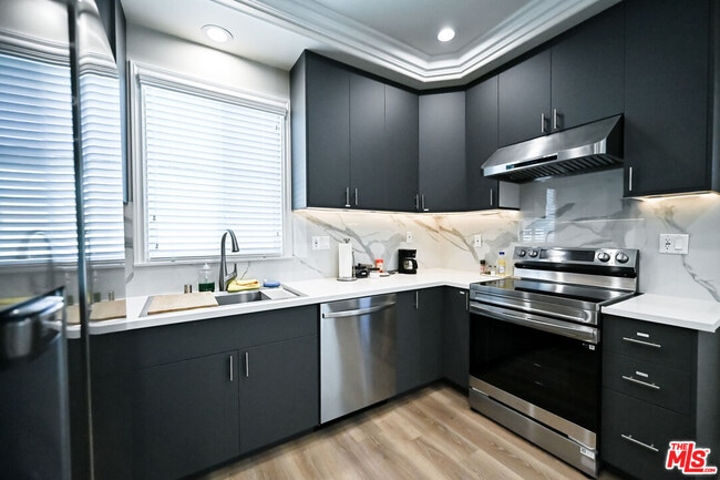 Photo - 2028 S Chapel Ave Unidad C