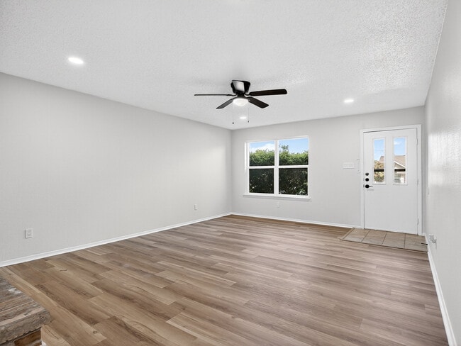 Photo - 3808 Glover Dr