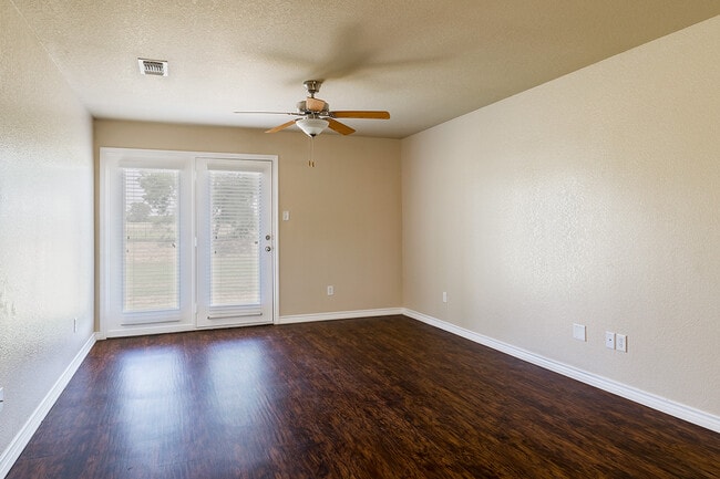 Photo - Gardens of DeCordova