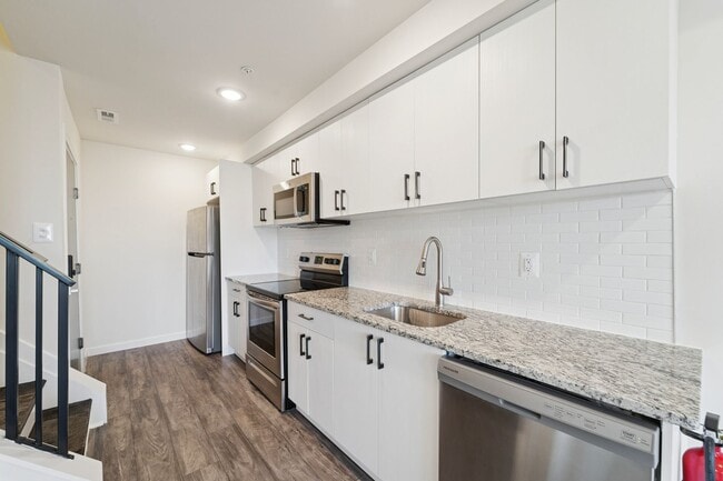 Photo - 4276 Parkside Ave Unit 2