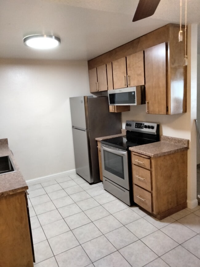 Photo - 237 B St Unit #8