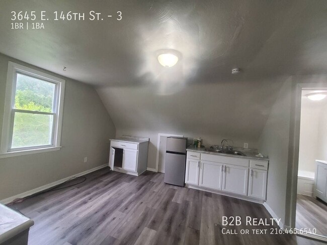 Photo - 3645 E 146th St Unit 3