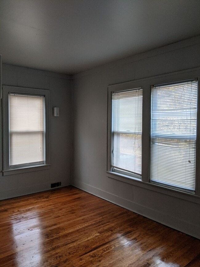 Photo - 2195 Springle St Unit 2197 Springle 2 (Lower)