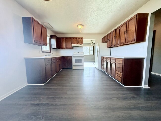 Photo - 204-206 Elm Street Unit 204 Elm Street