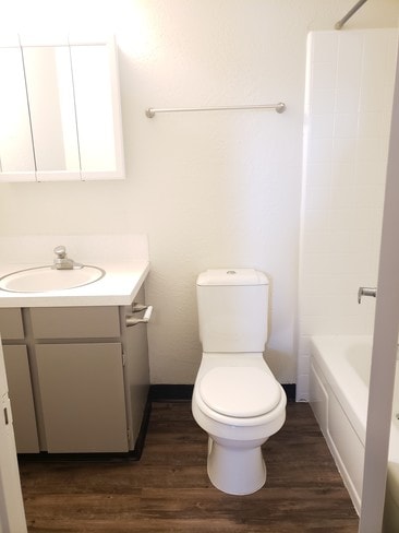 Apartamento grande de una habitación renovado