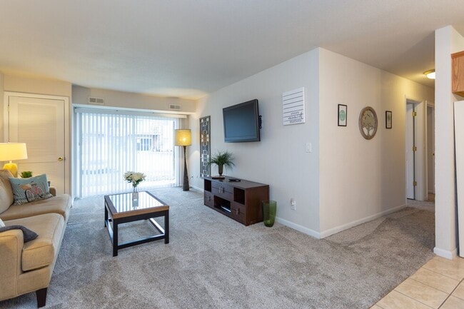 Photo - Lakeview Apartments