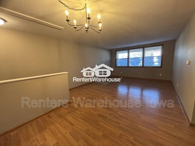 Photo - 7815 Douglas Ave Unit 102