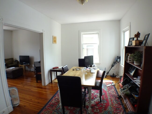 Dining/Office room off the front living room, nice and bright