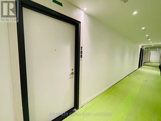 Photo - 185 Alberta Ave Unit 708