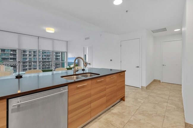 3301 NE 1st Ave Unit H1510