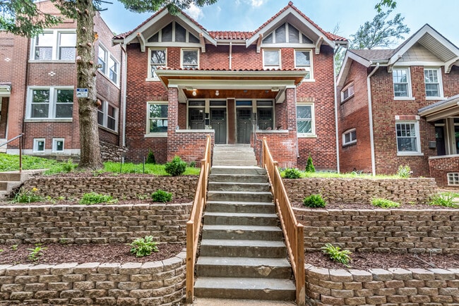 Building Photo - 3930 Utah St Unit 3930 Utah #2