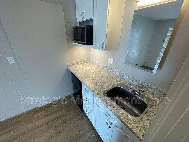 Photo - 1301 Lusitana St Unit 307