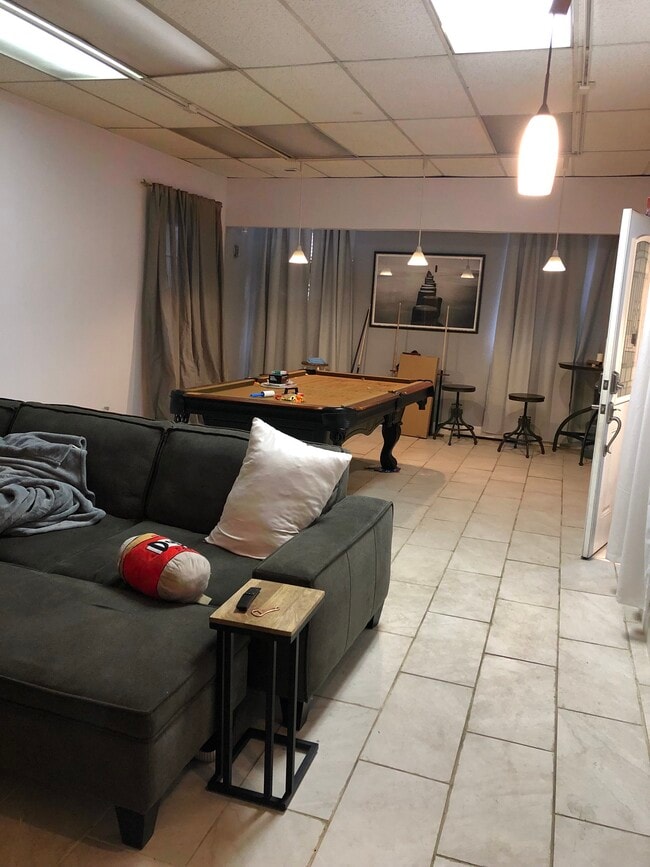 Photo - 1252 W Chicago Ave Apartments Unit 1