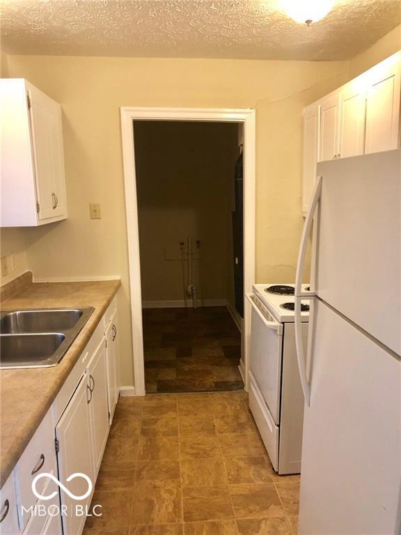 Photo - 3516 N Hawthorne Ln