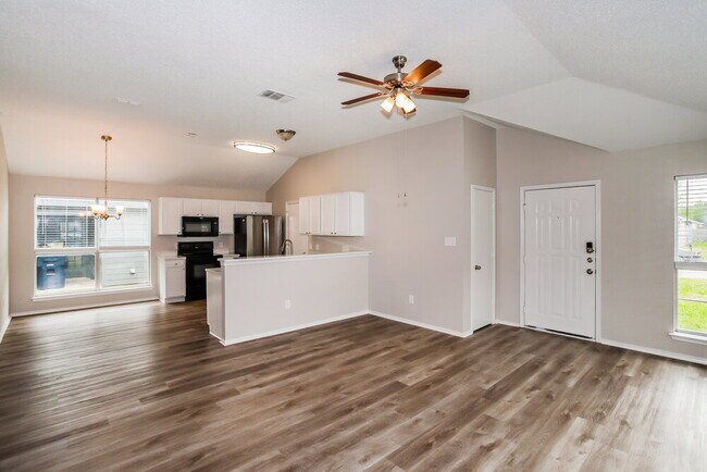 Photo - 10529 Flamewood Dr