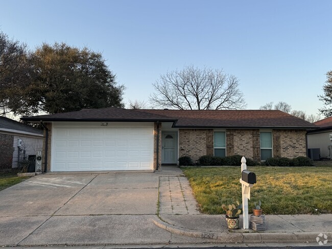 Building Photo - 1213 Tranquilla Terrace Rental