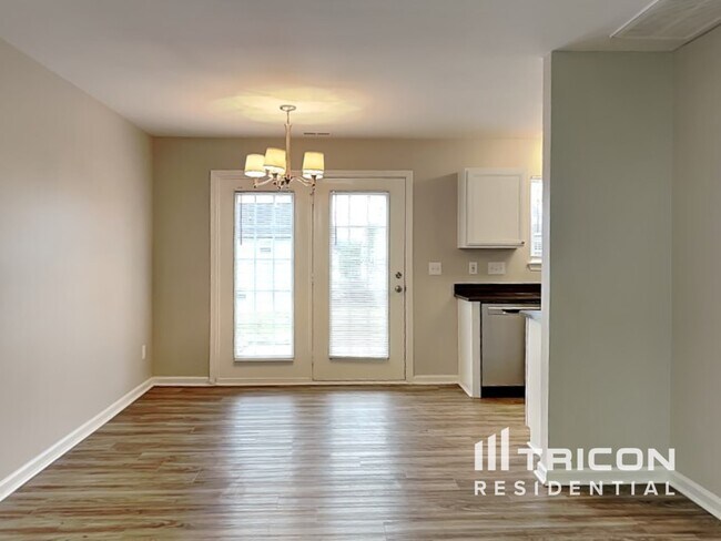 Photo - 1137 Vistalite Ln