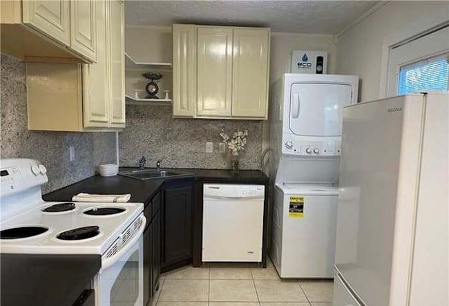 Photo - 1059 McDow Dr