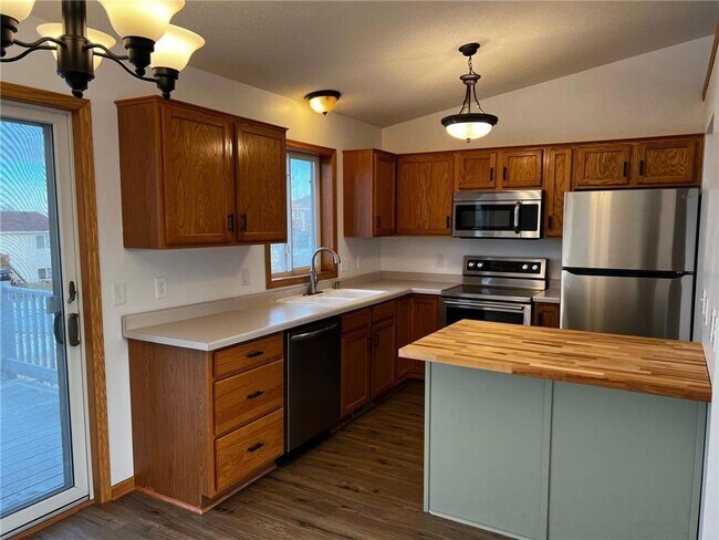 Photo - 5364 56th Ave NW