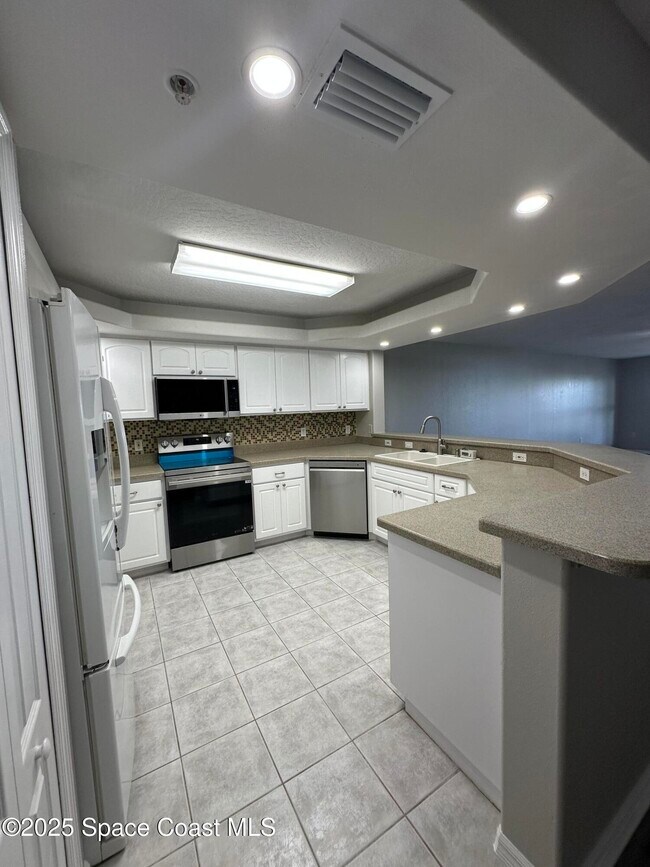 Photo - 3360 S Atlantic Ave Unit 303