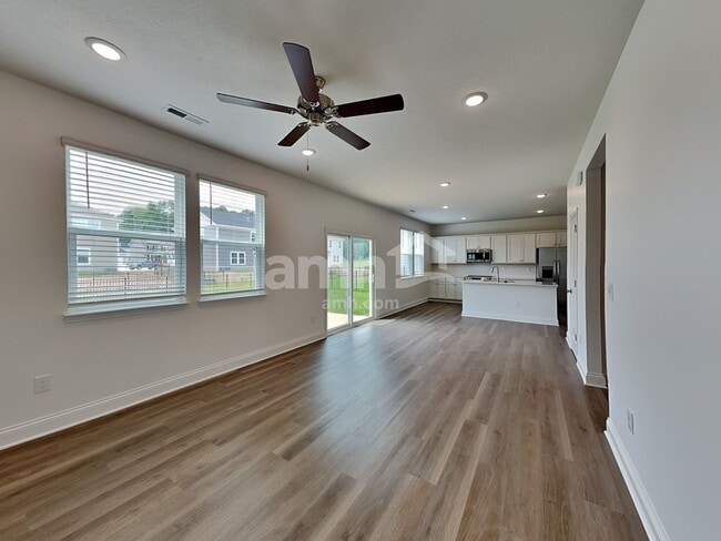 405 Golden Maple Pl