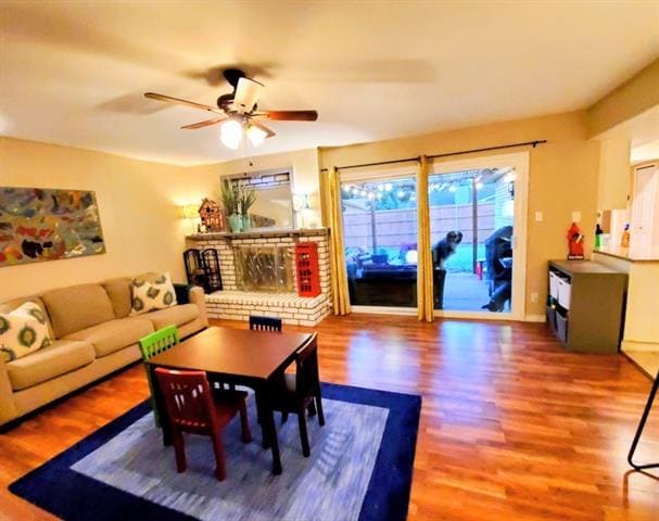 Photo - 2104 Victoria Rd