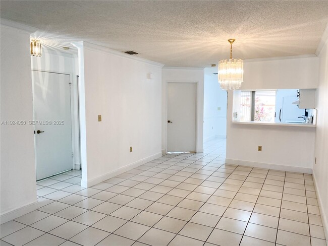 Photo - 3810 SW 108th Ave Unit 4