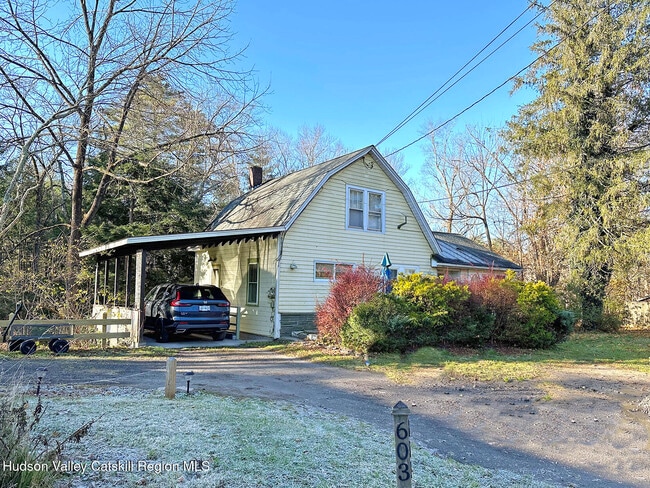 Photo - 607 Wittenberg Rd House
