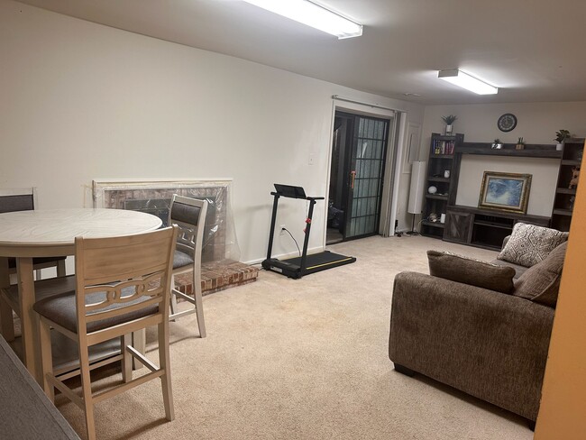 Photo - 9620 Hillock Ct