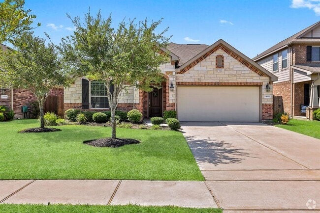 Building Photo - 15619 Windsor Bluff Dr Rental