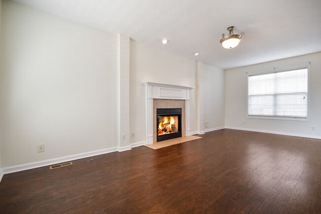 Photo - Pet Friendly Three Bedroom with Bonus!