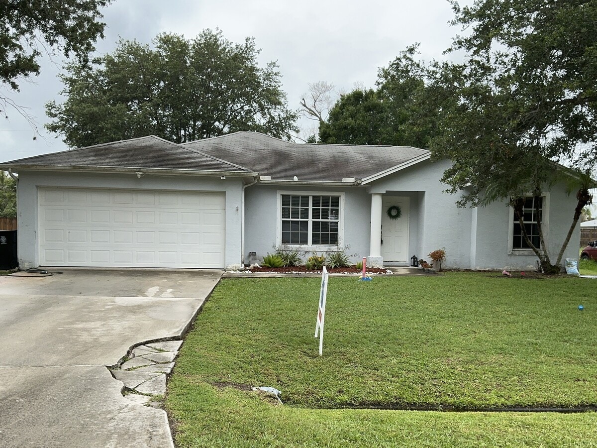 Photo - 1668 SE Nancy Ln