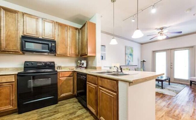 Photo - 2 bedroom in Webster TX 77598 Unit 2047