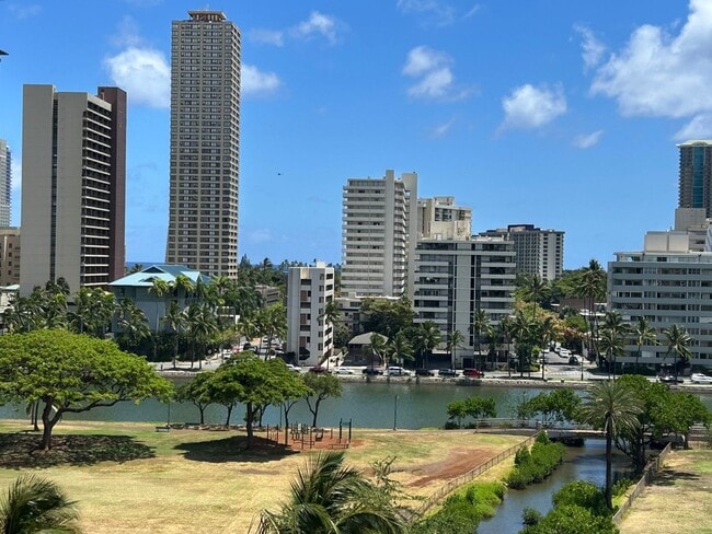 Photo - 2333 Kapiolani Blvd Unit 810