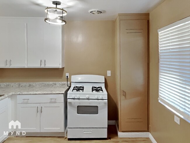 Photo - 5424 St Mark Ave Unit 28