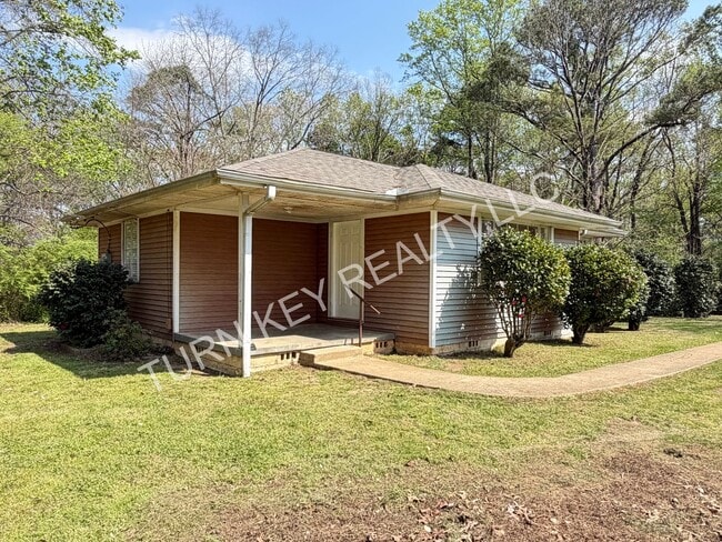Photo - Home for Rent In Adamsville