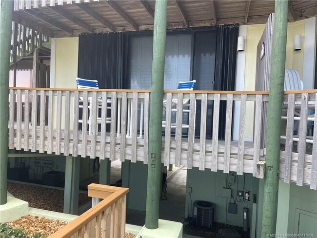 Building Photo - 2355 NE Ocean Blvd Unit 1-20A