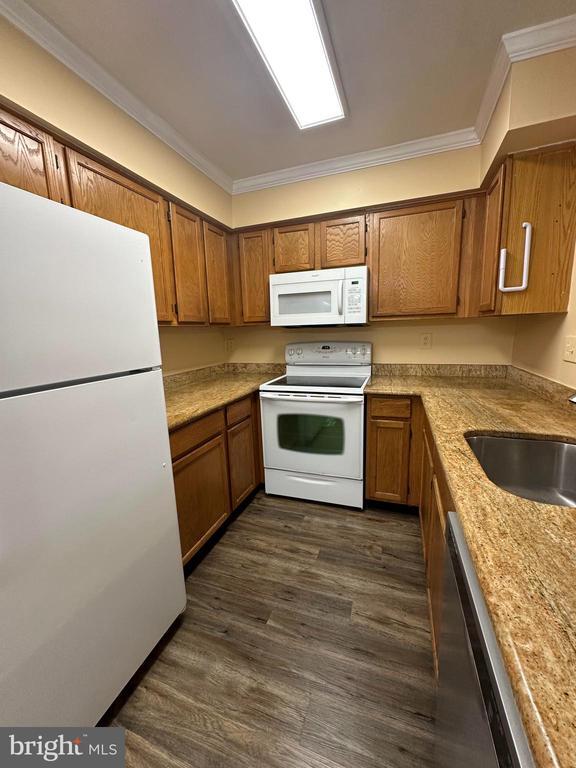 Photo - 10465 Dylan Pl