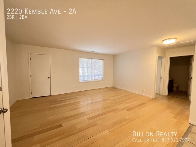 Photo - 2220 Kemble Ave Unit 2A