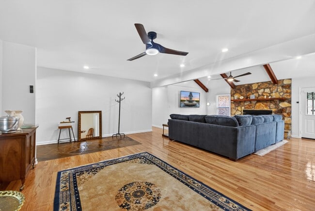 Photo - 1353 Secessionville Rd