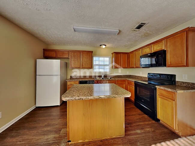 Photo - 1361 E Nir Shreibman