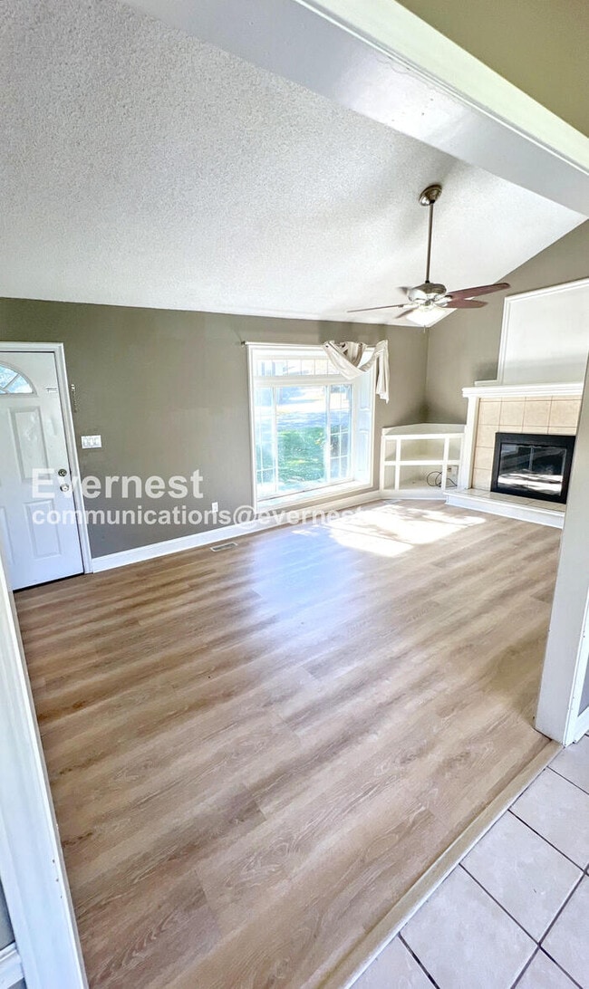 Photo - 309 SW Richwood Ln