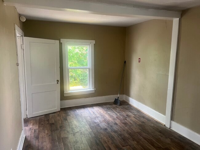 Photo - 1315 Nutwood St