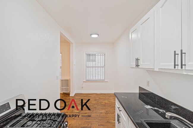 Photo - ~2 Months FREE~ Fantastic Studio with Stun... Unit 105