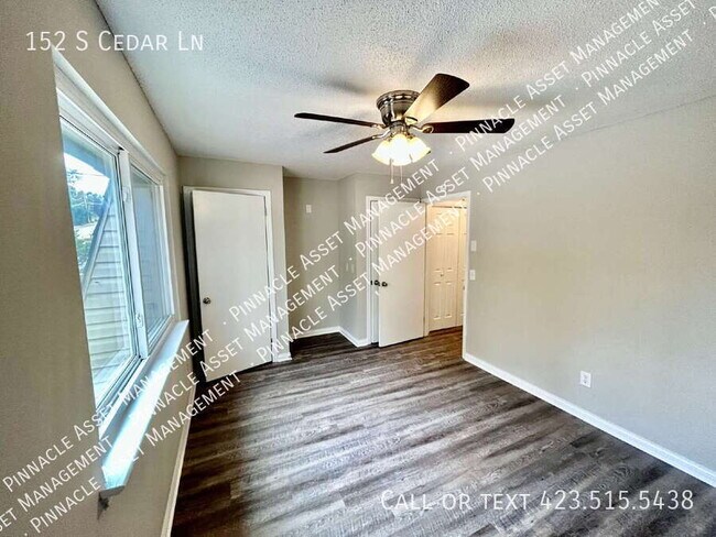 Photo - 152 S Cedar Ln