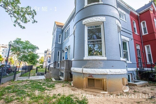 Photo - 1618 1st St NE Unit 1