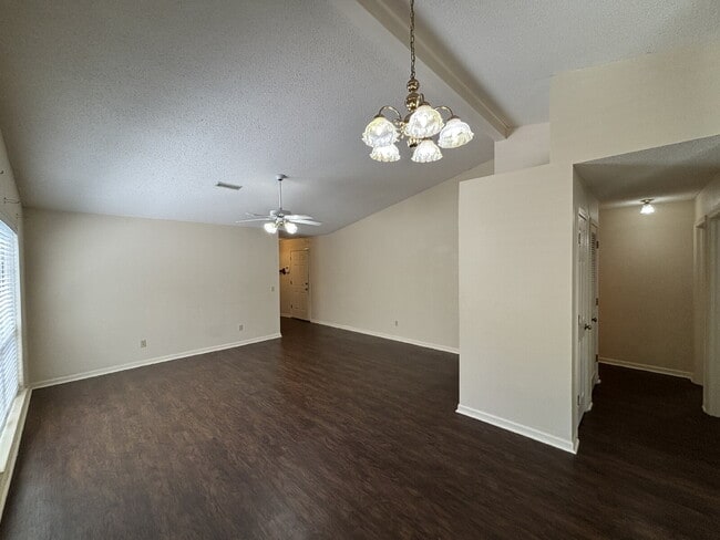 Photo - 113 Woodleigh Rd