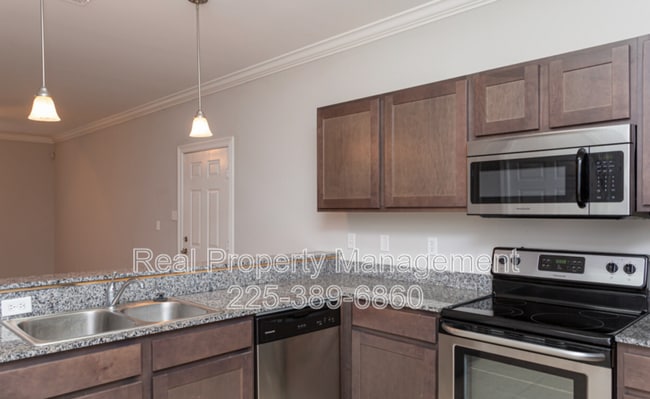 Building Photo - 30914 LA-16 Unit 12