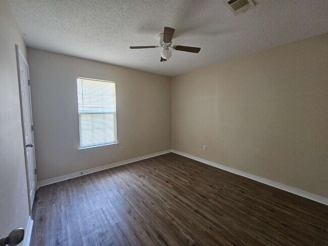 "Charming 3-Bed, 2-Bath Retreat Awaits!"