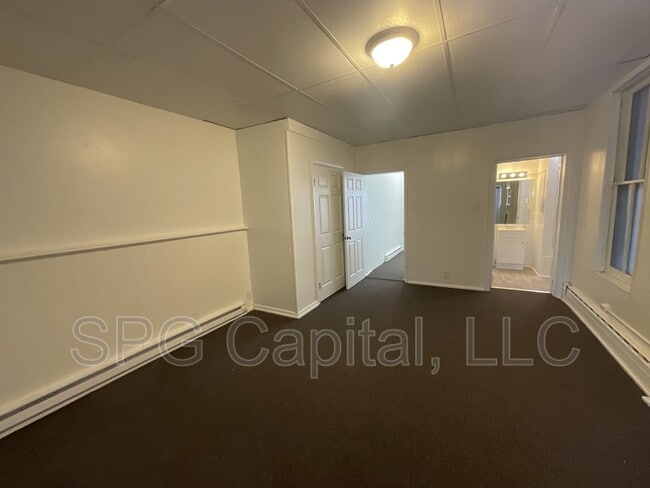 Photo - 631 E Market St